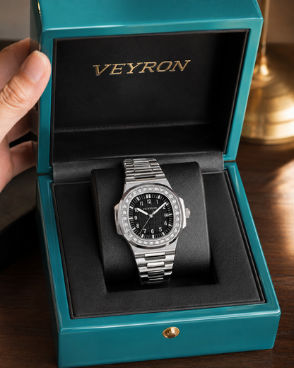 Veyron Cassius sports watch – three-quarter angle