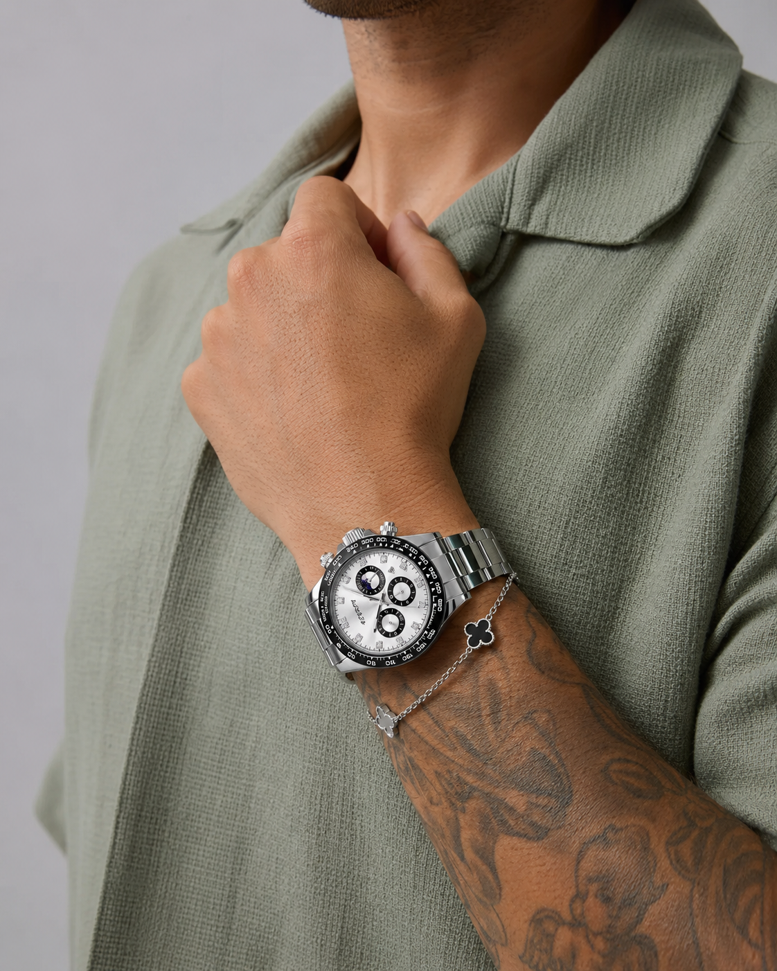 VEY 004 — side profile, slim chronograph