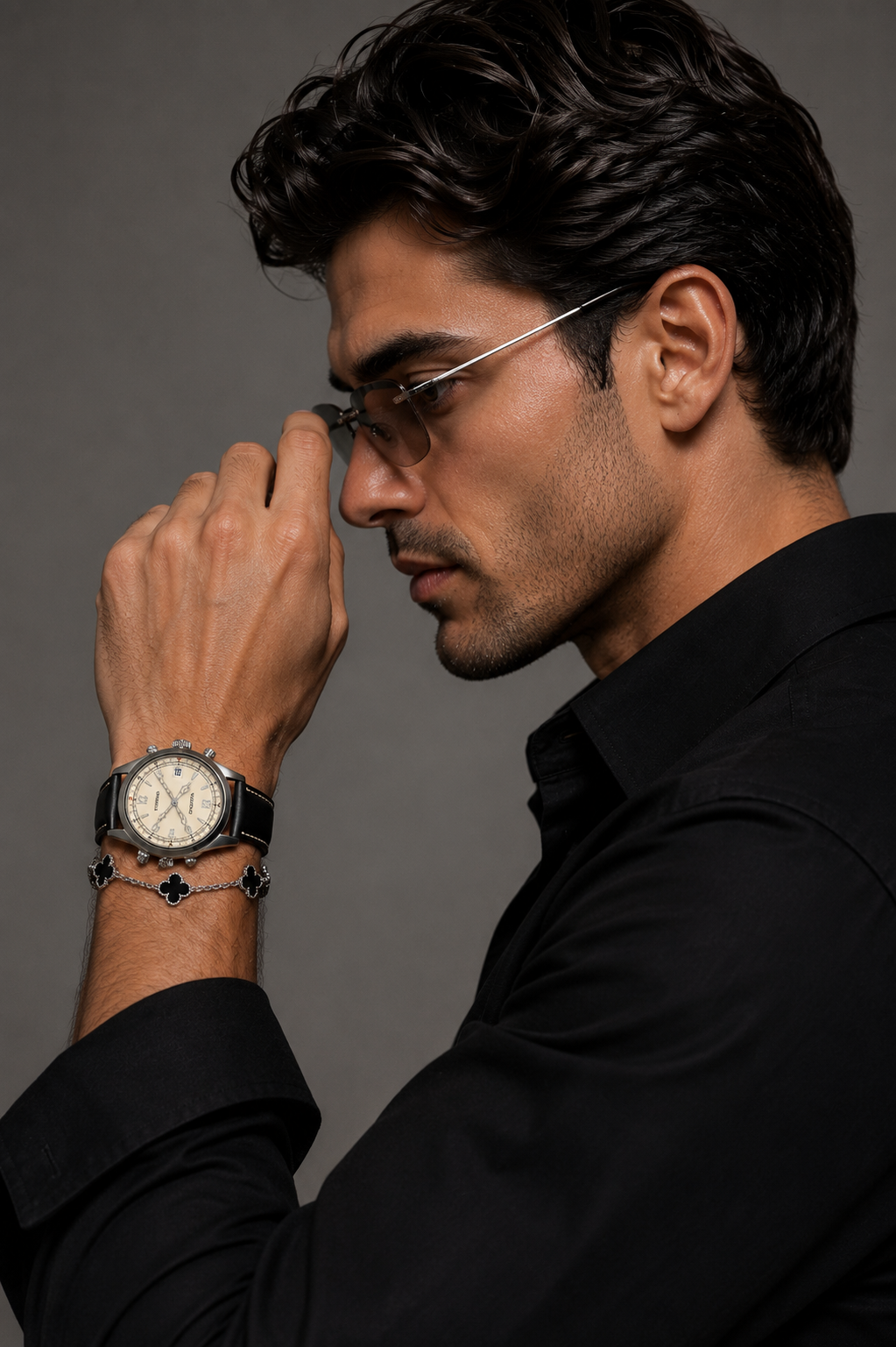 Veyron Roderic vintage watch – front view