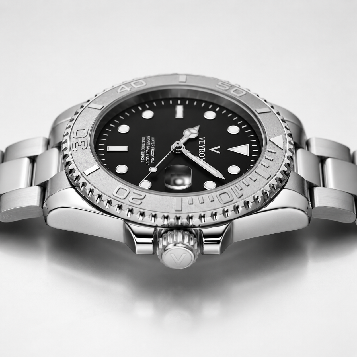 Veyron Trajan minimalist watch – crown detail